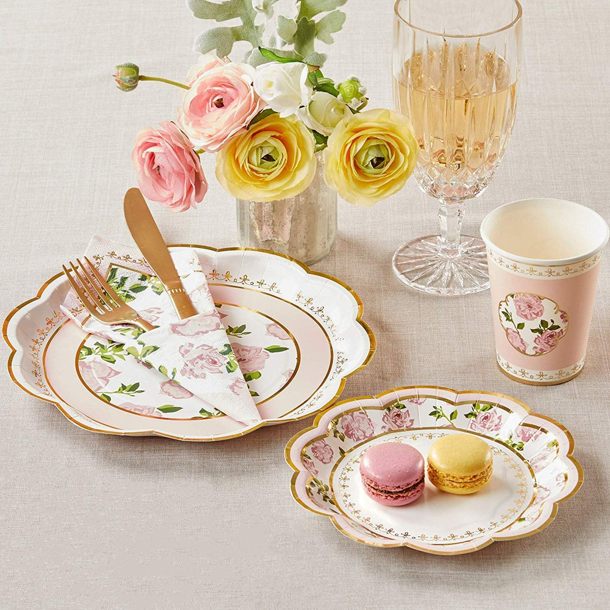 32 Pcs 7 Inch Pink Floral Paper Plates W3767