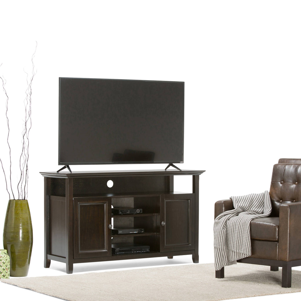 Wood Transitional TV Media Stand Y581