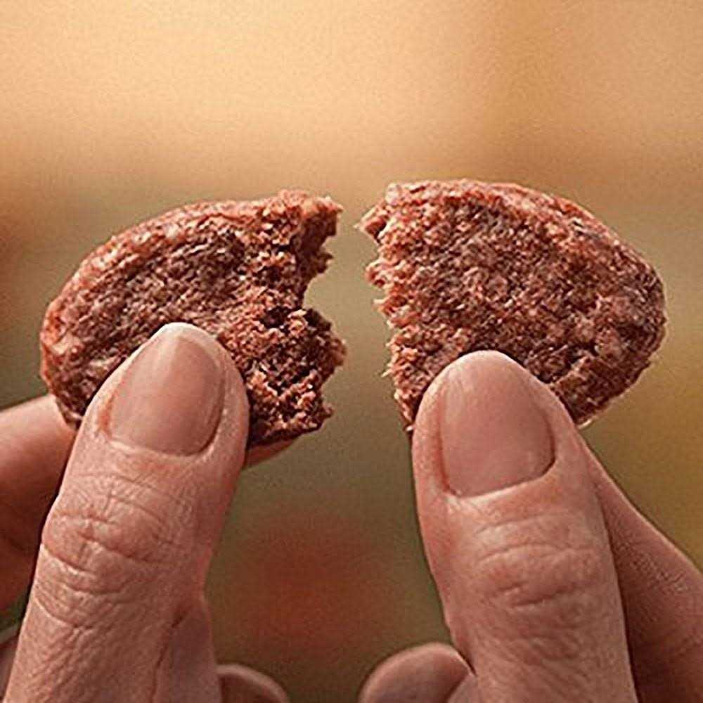 Beef Sausage Slices with Rice Dog Treats D713753