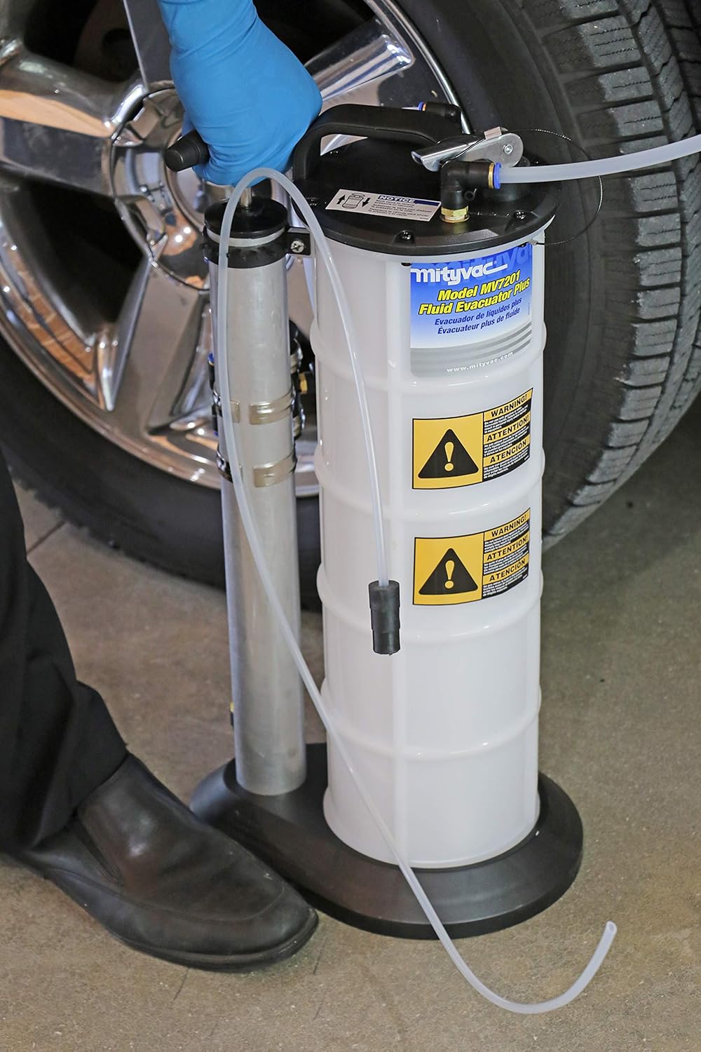 Manual Fluid Evacuator with 2.3 Gallon Reservoir Q342190