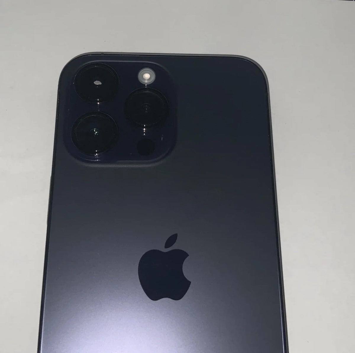 Pre-Owned iPhone 14 Pro Max deep purple 128GB Unlocked C282