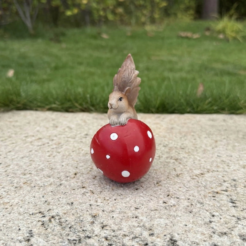 2 Squirrel Ornaments E330153