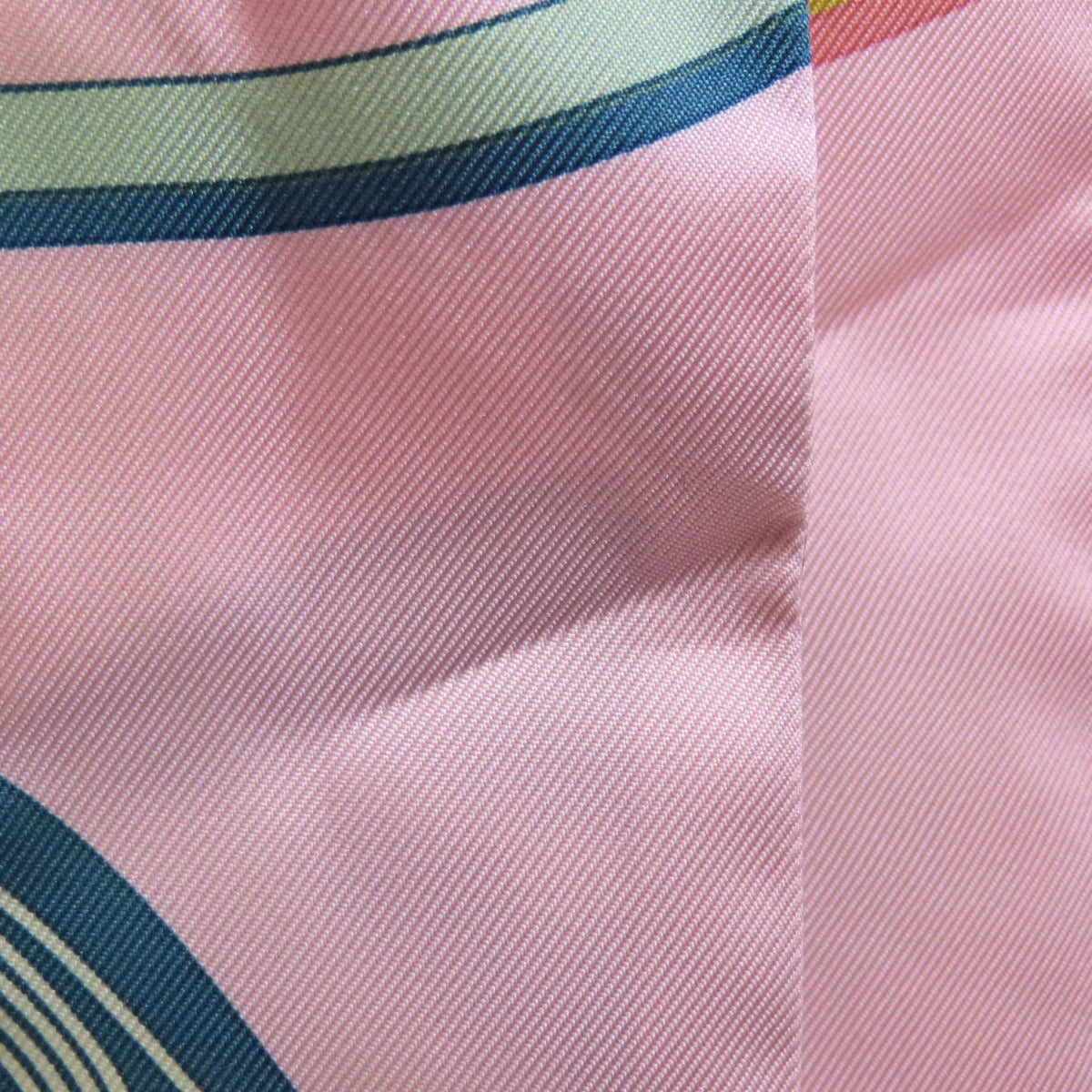 Silk Scarf Y56915