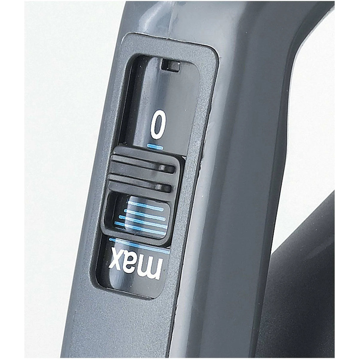 Black Canister Vacuum Cleaner with PowerHead O61220