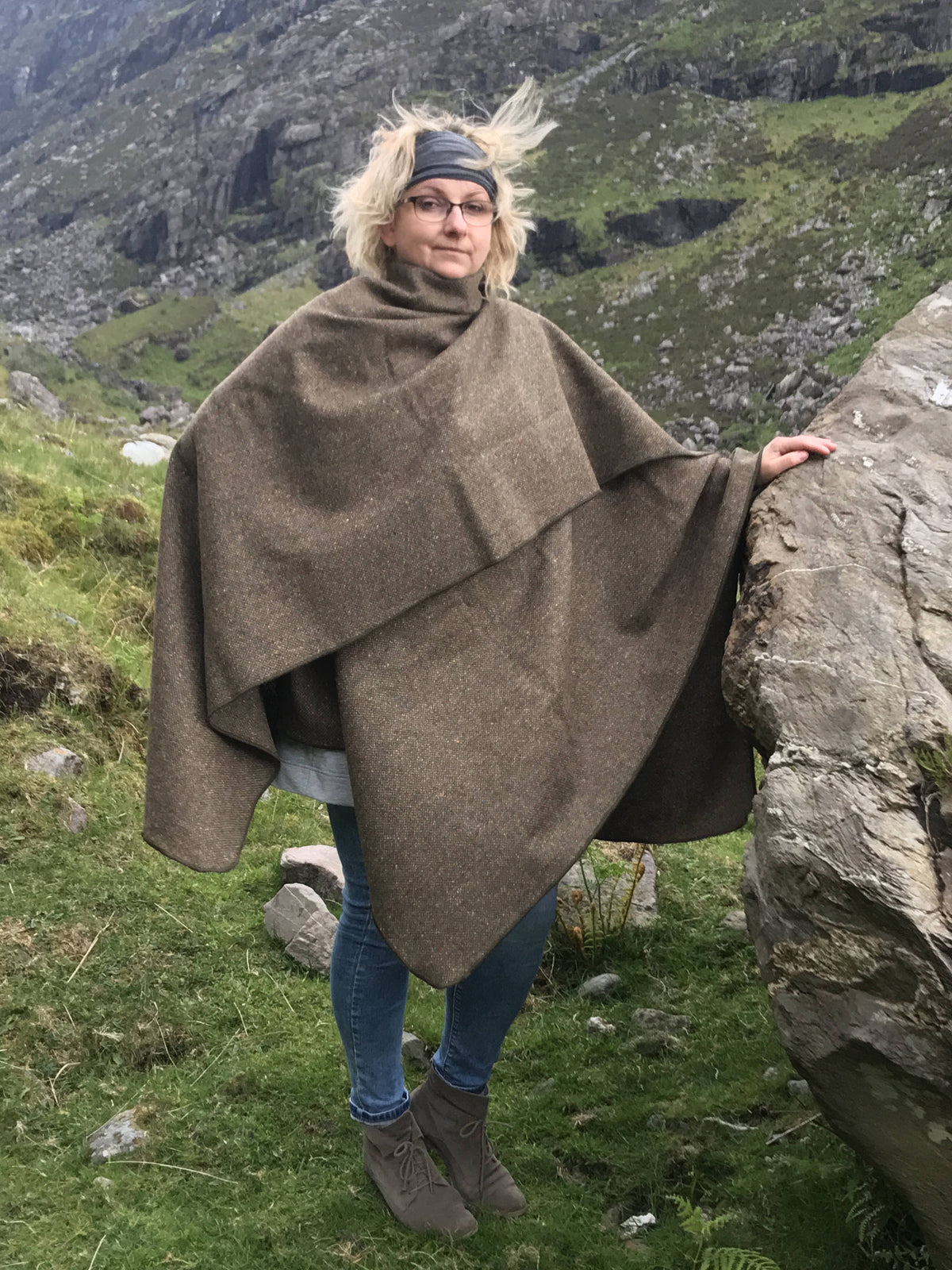 Irish Tweed Wool Ruana Wrap Cape Coat, Brown Melange Speckled, 100% Wool A752486