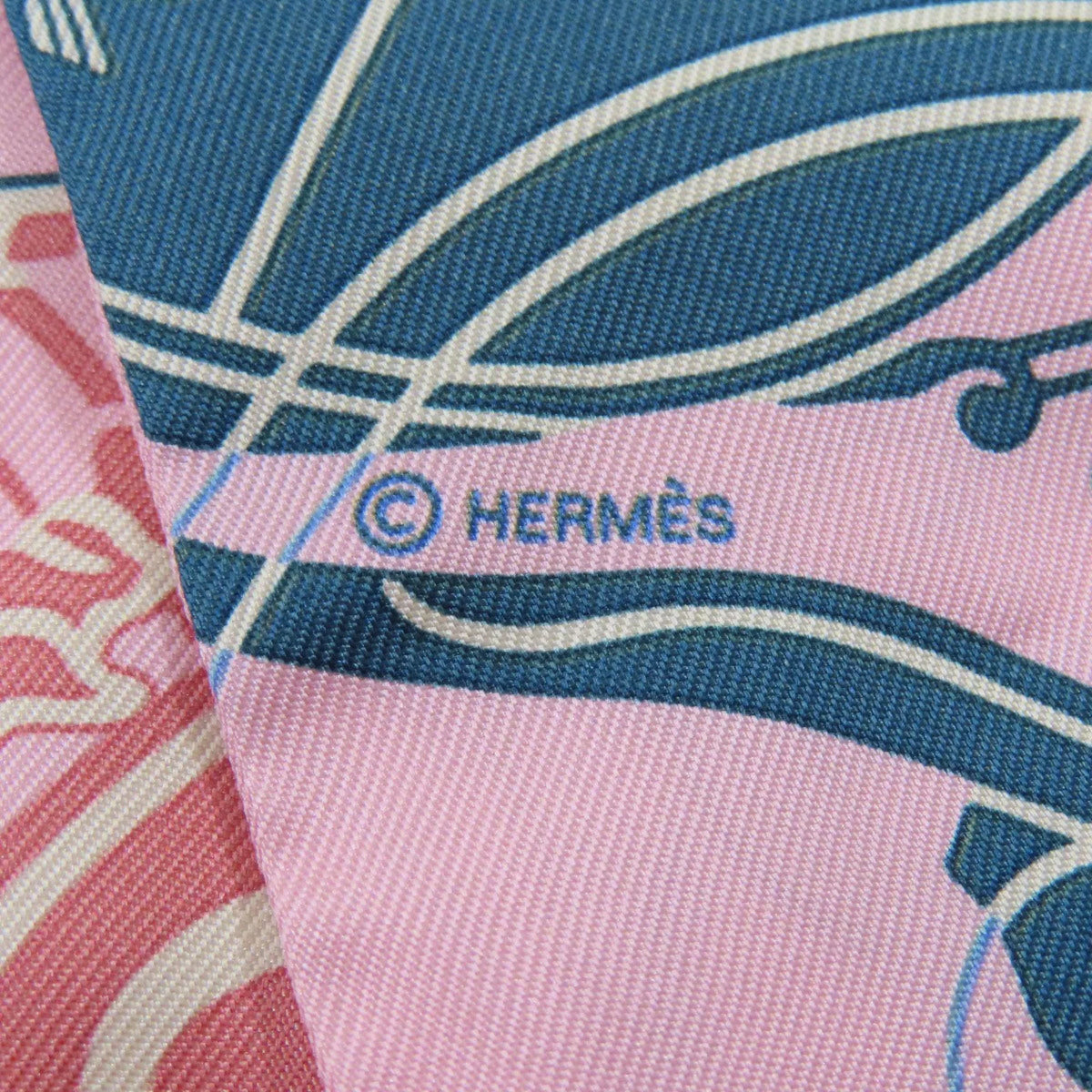Silk Scarf Y56915