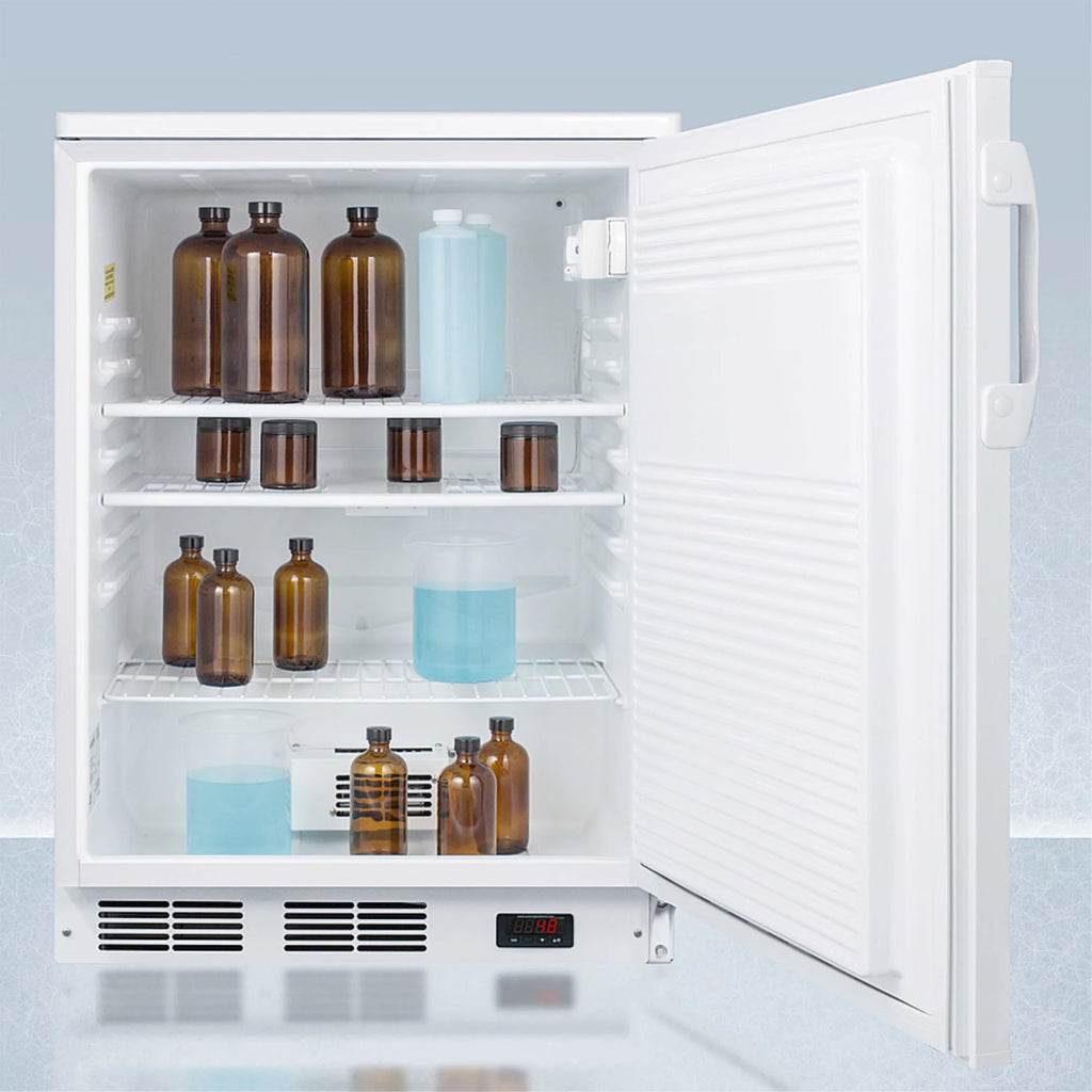 24" Wide Auto Defrost Commercial All-Refrigerator with Lock C4580